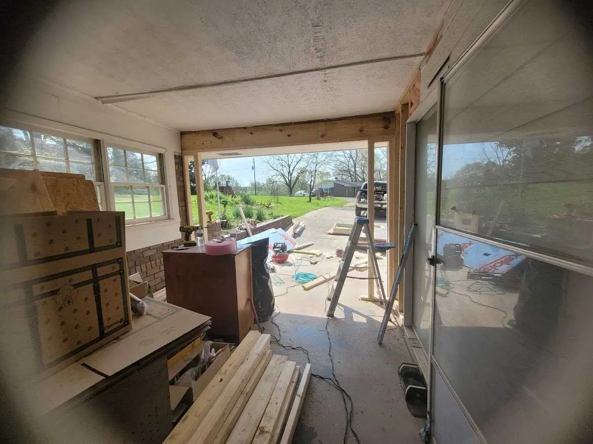 Air movers and dehumidifier for Water Mitigation Services in Rogersville